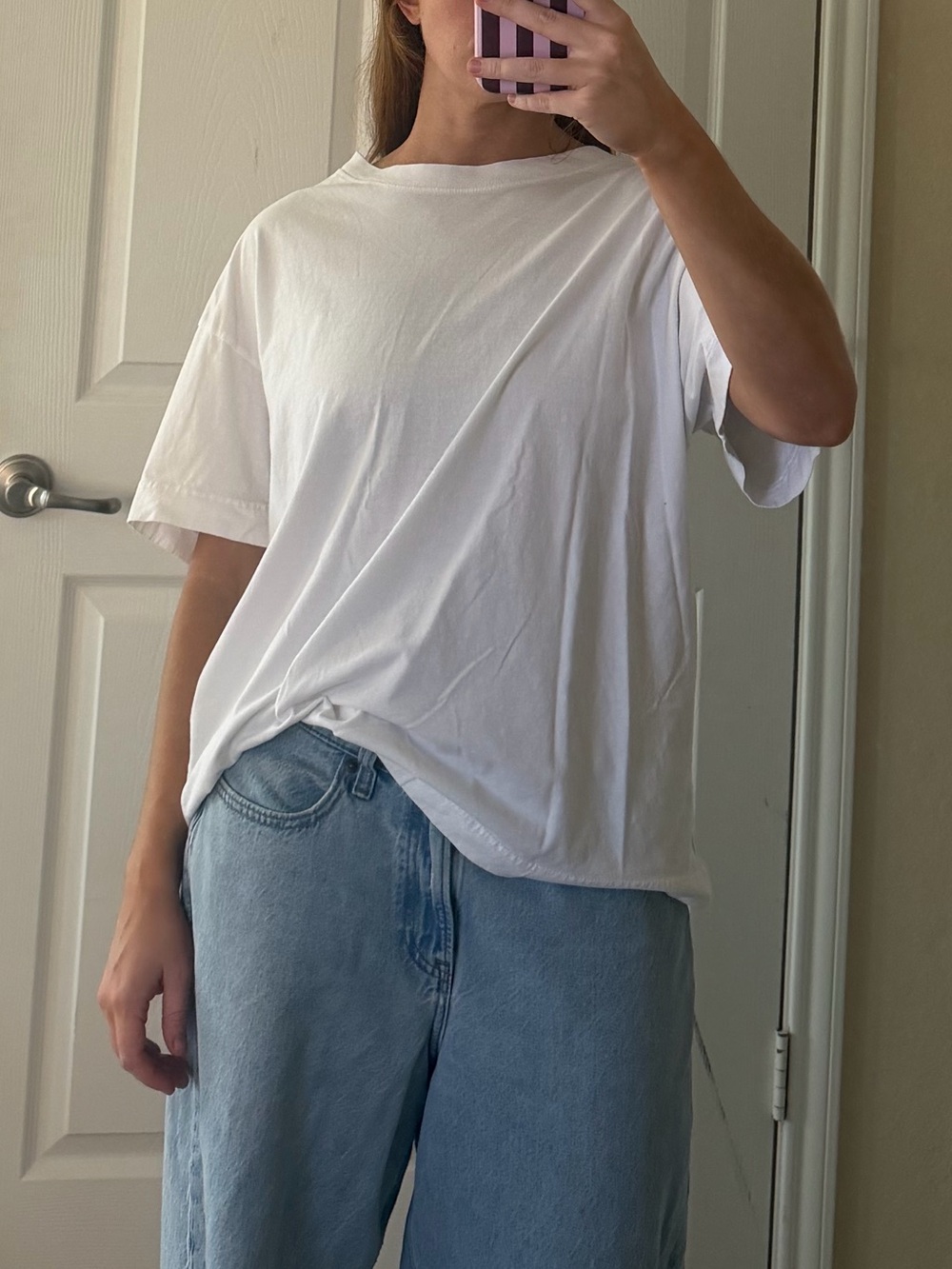 H&M White Short Sleeve Crew Neck Tee